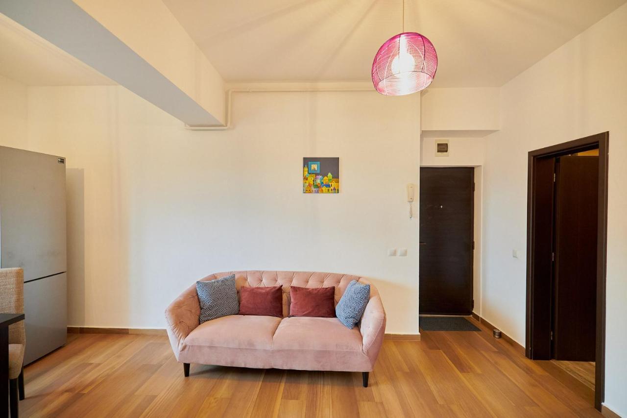 Cozy 3 Bedroom Apartments In Centre Of Iasi Palas Mall Kültér fotó
