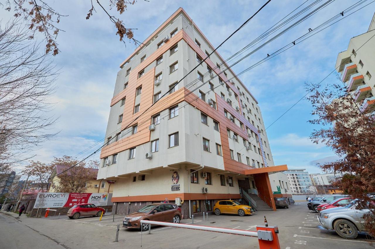 Cozy 3 Bedroom Apartments In Centre Of Iasi Palas Mall Kültér fotó