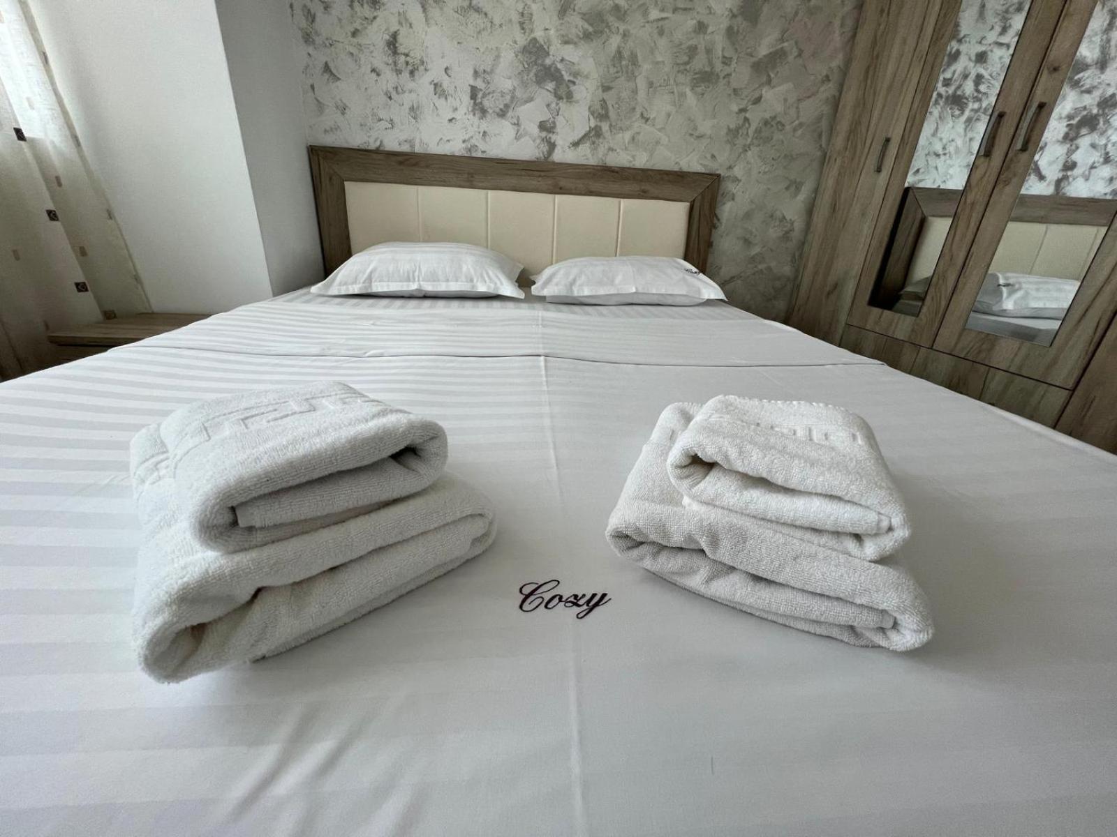 Cozy 3 Bedroom Apartments In Centre Of Iasi Palas Mall Kültér fotó